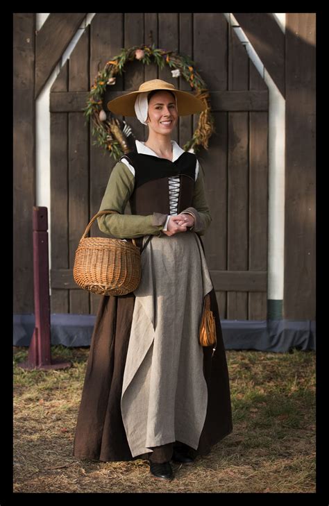 tudor apron|16th century tudor dresses.